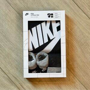 Nike Baby 3pc Bodysuit, Hat, & Booties Set in Black and White